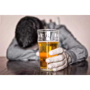 长期过量喝酒对身体的危害？